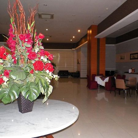 Lampion Hotel Solo Surakarta (Solo) Exterior foto